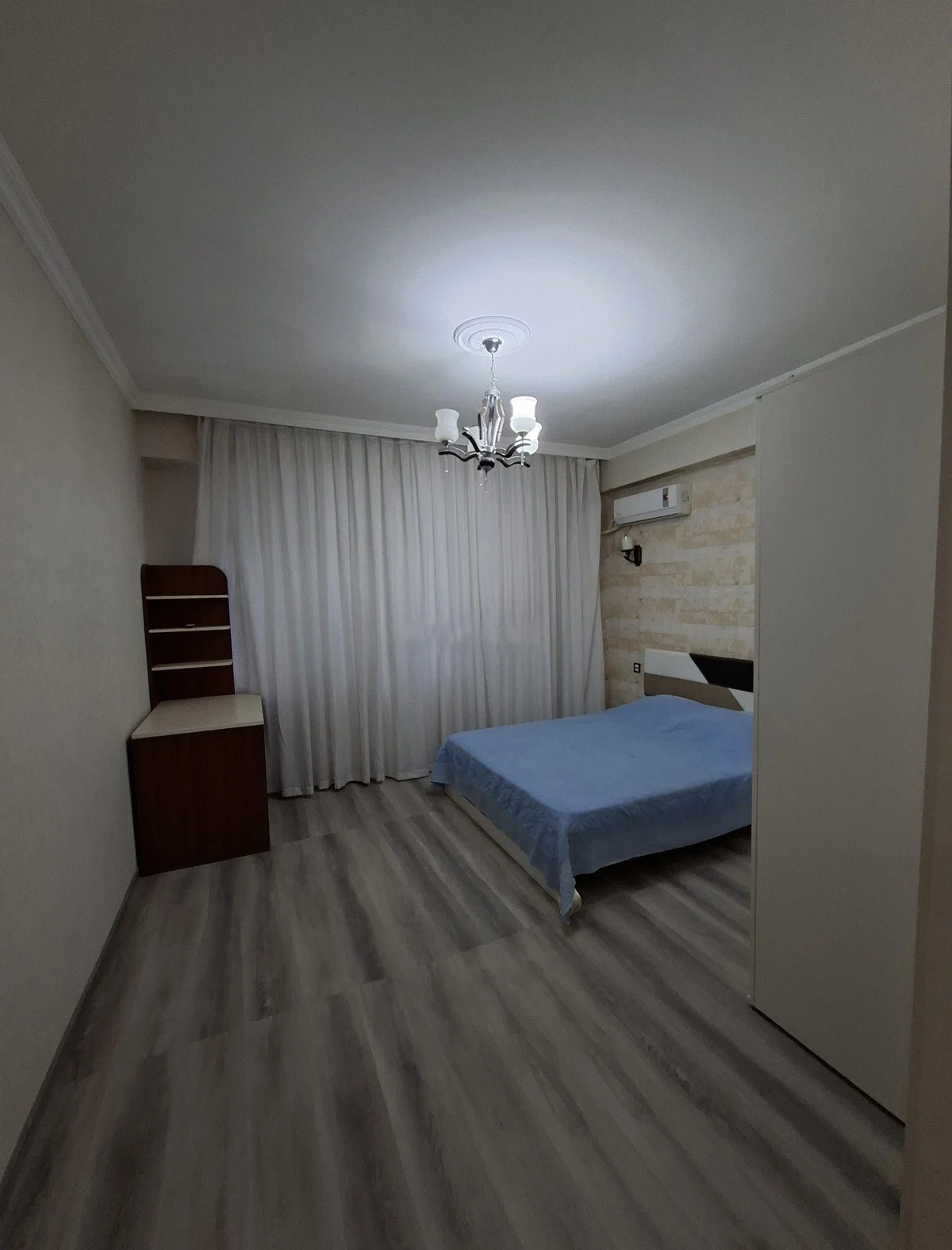 3 otaqlı yeni tikili, İnşaatçılar m.