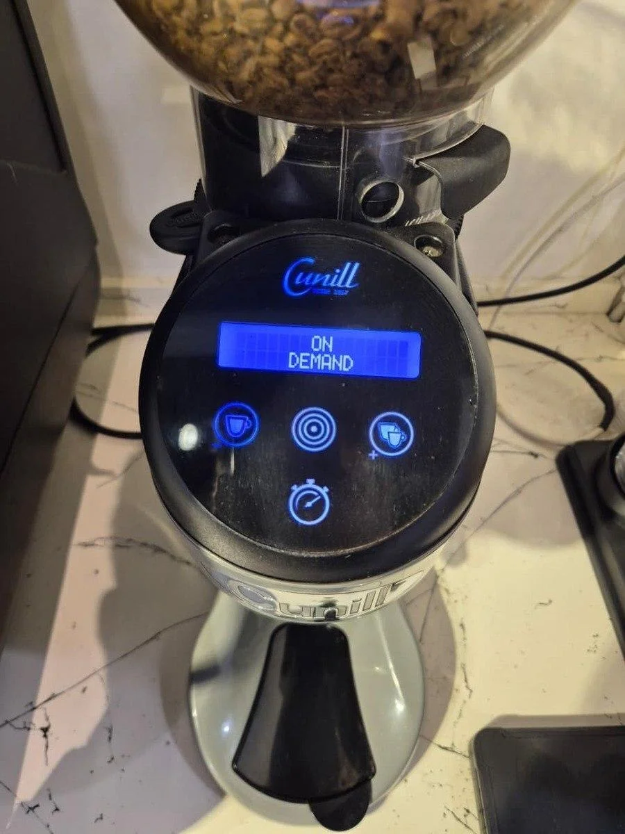 Qəhvə aparatı icarəyə verilir