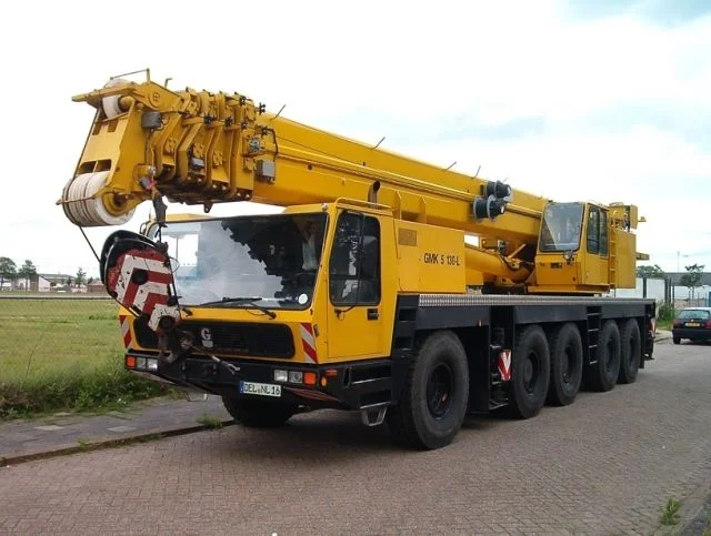 Avtokran icarəsi 90 ton